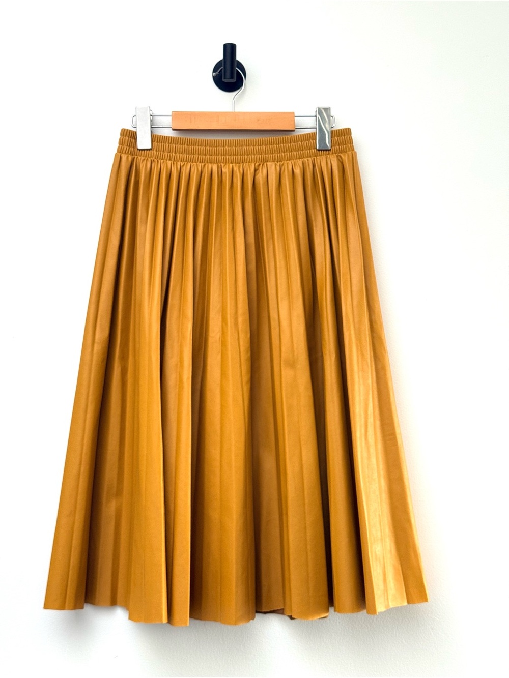 Kate Hewko Pleated Accordion Faux Leather Vegan A Line Midi Skirt Elastic Waist
